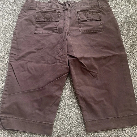 Mossimo brown Capri pants 7 - Picture 2 of 2